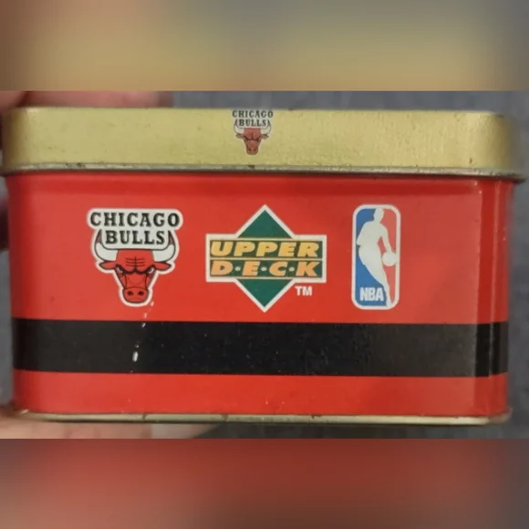 Michael Jordan Upper Deck Metal Cards - Picture 4 of 16